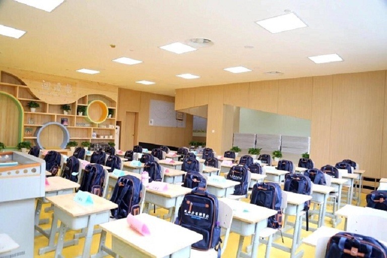成都外國語學校高新美年校區校園文化一期工程設計制作